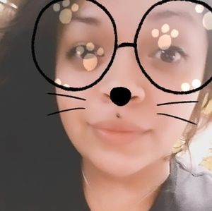 Meet your Posher, Beatriz